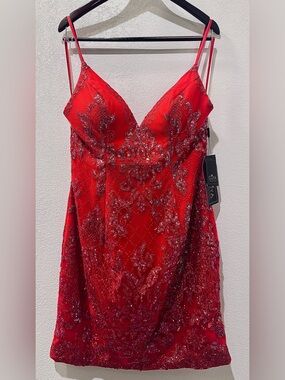 NWT - COVA COLLECTION “Formal Sweetheart Sequined/Beaded Evening Gown” Size: L